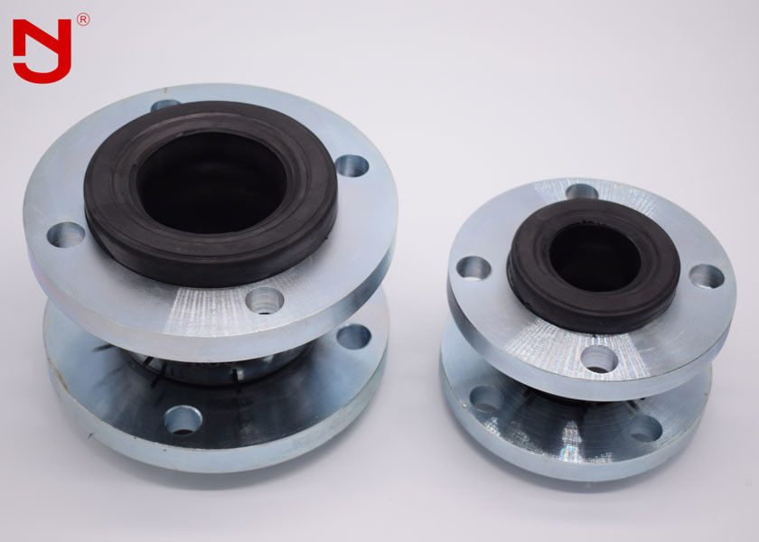Isolasi Pipa Karet Bellow Expansion Joint Warna Hitam Tekanan Semburan 6.0 Mpa