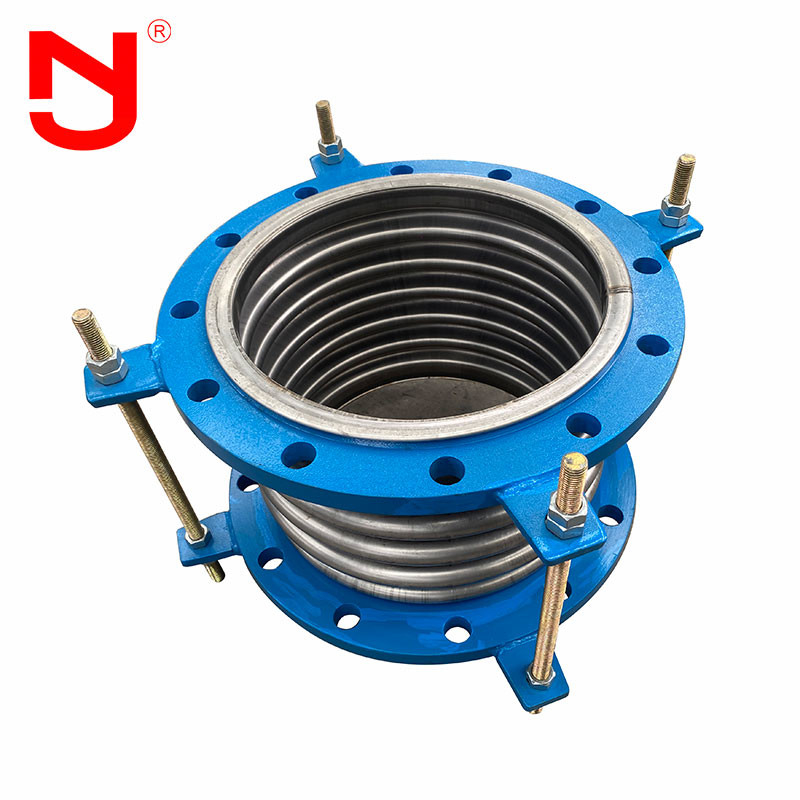 Bellow Type Metal Expansion Joint SS316 Tahan Suhu Tinggi